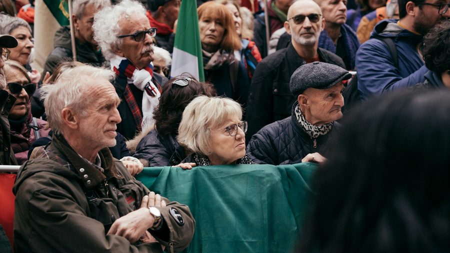 世界杯买球 APP — 营业执照与资质公示示意配图